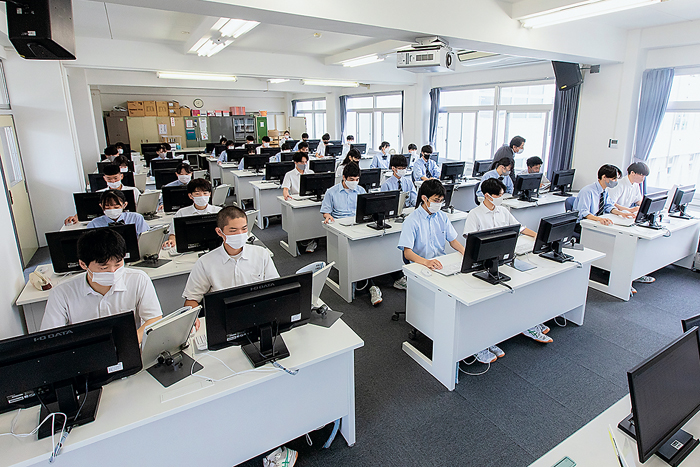 学校法人 盛岡誠桜学園 盛岡誠桜高等学校 » 商業科