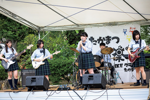 軽音楽同好会